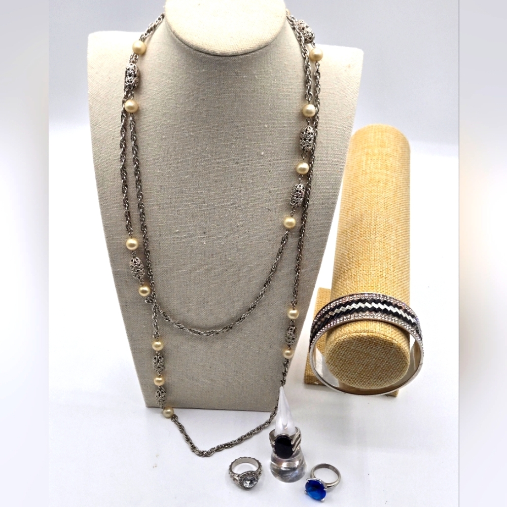 SARAH COVENTRY Necklace & Vintage Jewelry Silver Tone